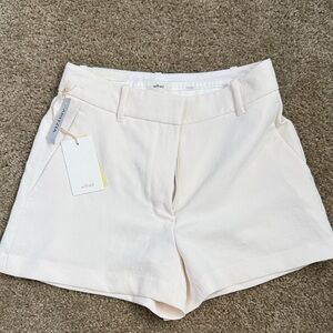 NWT Wilfred High Waist Short Cream